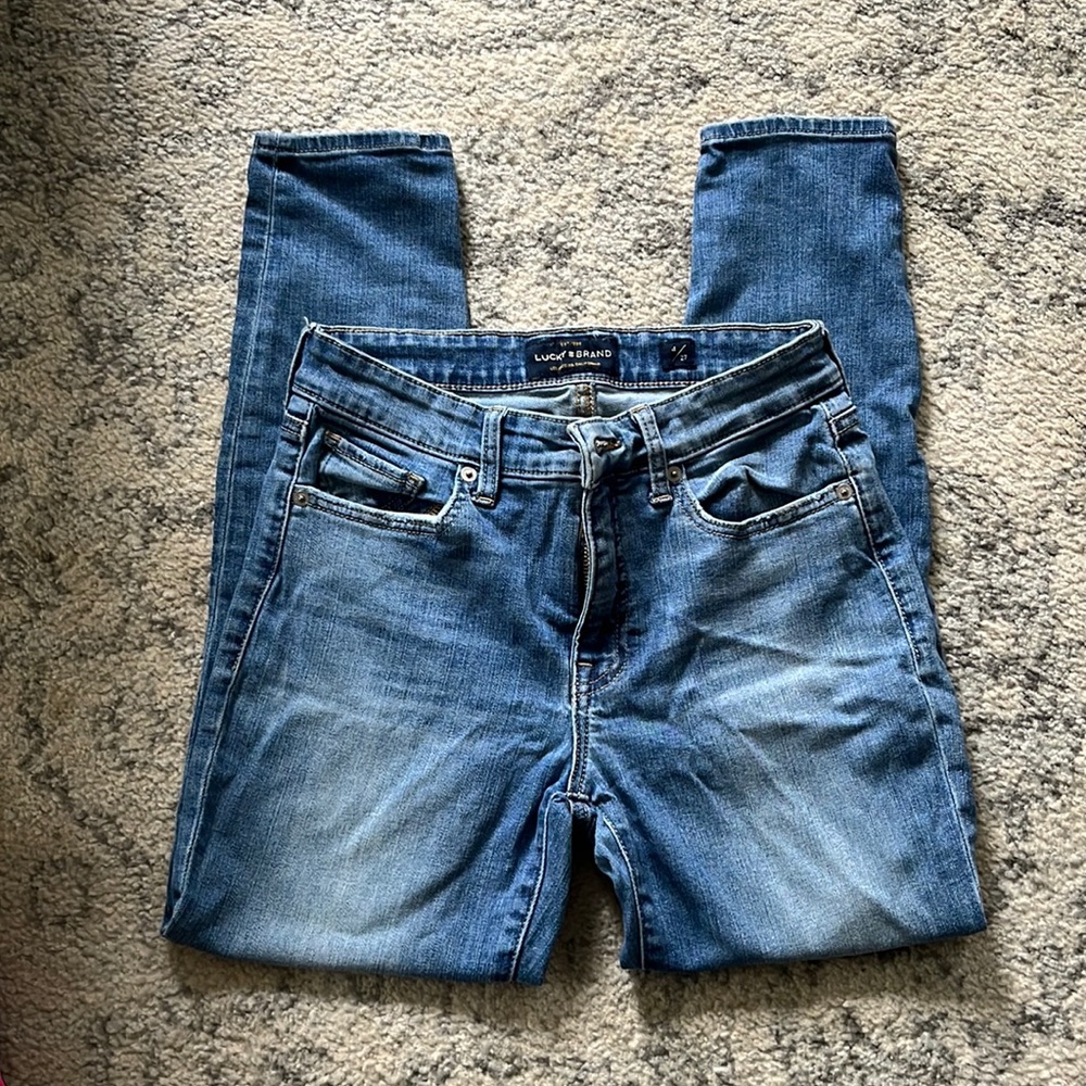 LUCKY BRAND High waisted stretchy Jeans